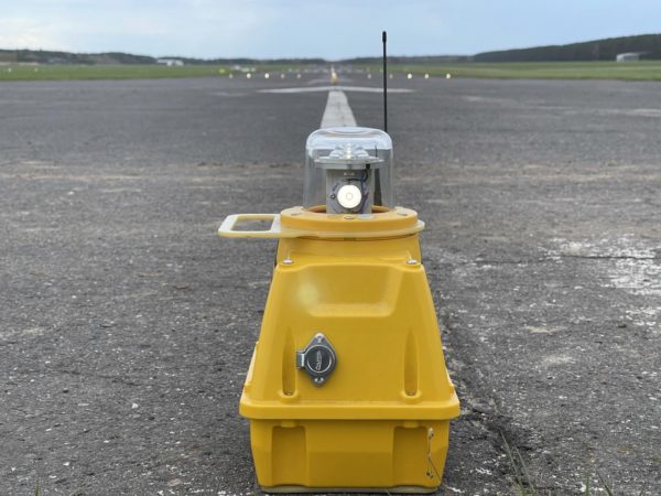 SP-401 Portable Approach Light