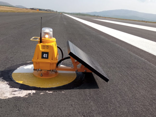 S4GA Solar runway lighting