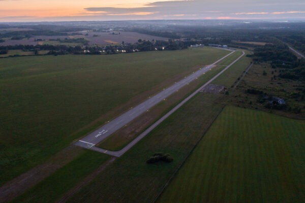 SP-103S Low Intensity Solar Airfield Lighting for airfields and aerodromes