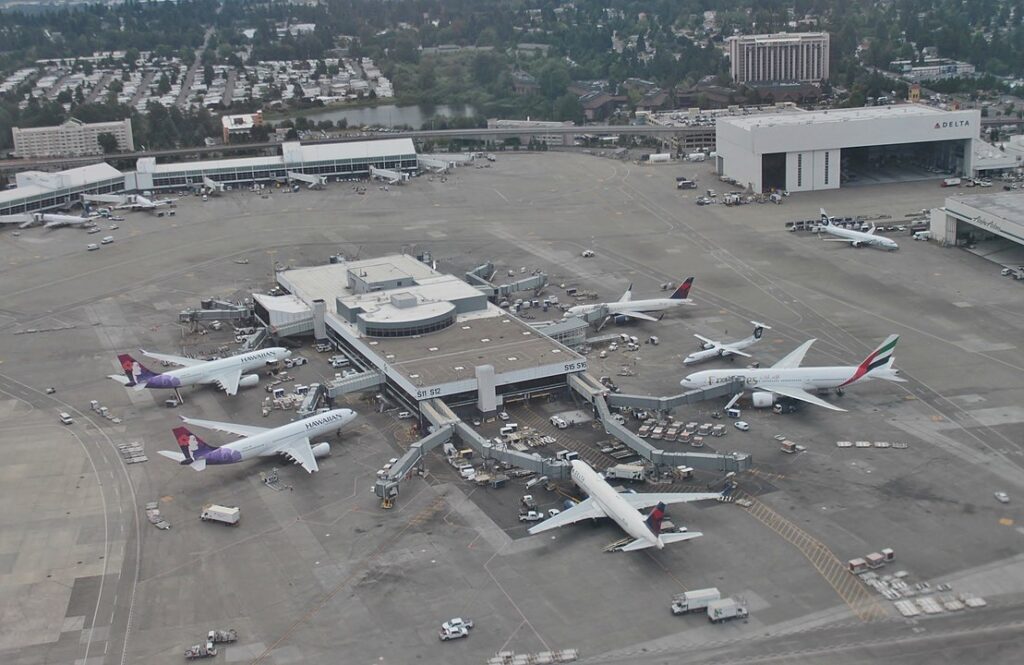 Seattle-Tacoma Airport hit by cyberattack, 100s of flights affected. Source: aviationa2z.com