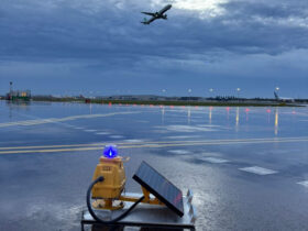 10008-SP-401S-Solar-Taxiway-Edge-Light-Turning-Pad-Light-2