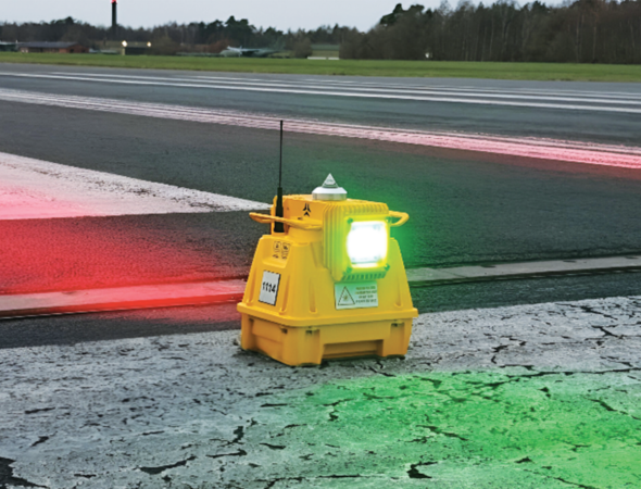 S4GA SP-401PH Portable HIRL Runway Threshold End Light at the airport